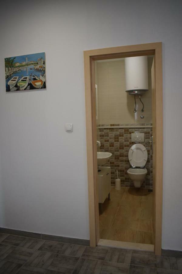 Apartamento Apartman Dani-Podstrana Exterior foto