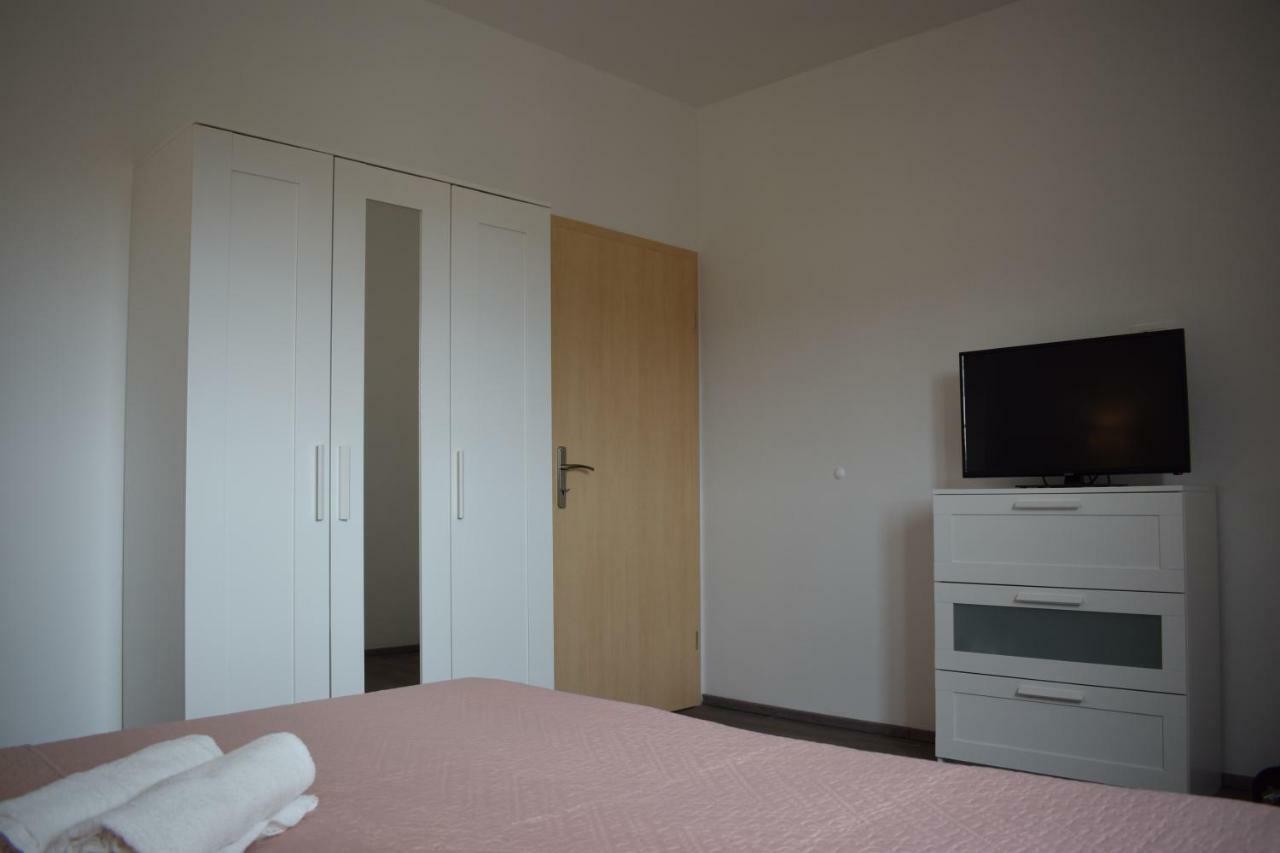 Apartamento Apartman Dani-Podstrana Exterior foto